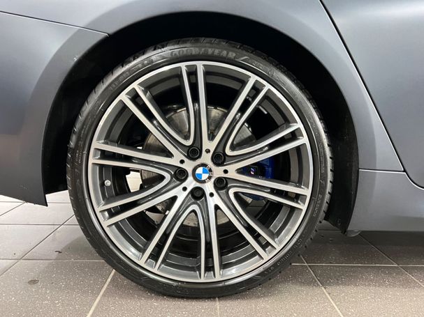 BMW 540i Touring xDrive 250 kW image number 14