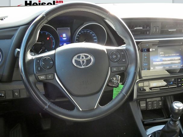 Toyota Auris 85 kW image number 5