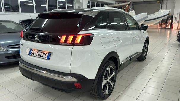 Peugeot 3008 BlueHDi 130 S&S EAT8 Crossway 96 kW image number 3