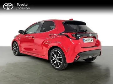 Car image 2
