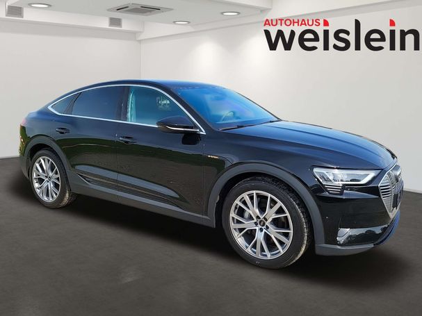 Audi e-tron 55 quattro Sportback 300 kW image number 2