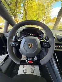 Car image 40