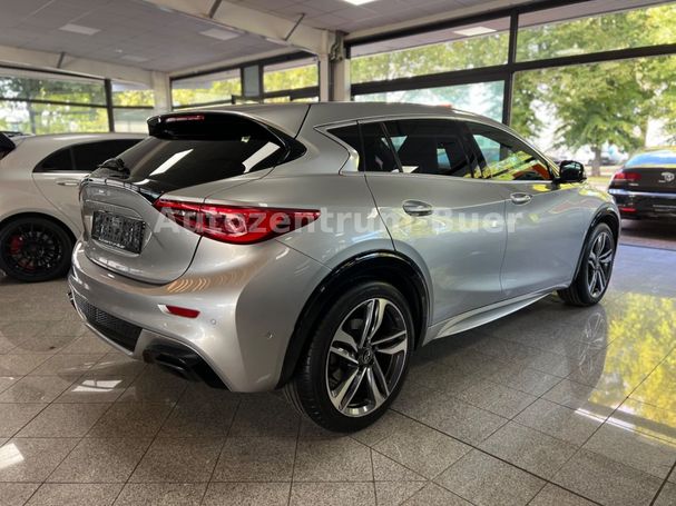 Infiniti Q30 90 kW image number 4