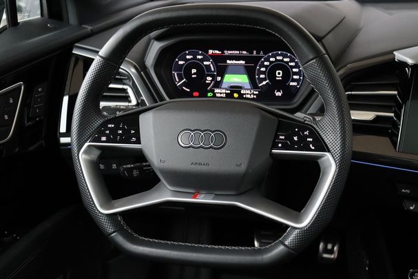 Audi Q4 50 quattro e-tron S-line Sportback 220 kW image number 13