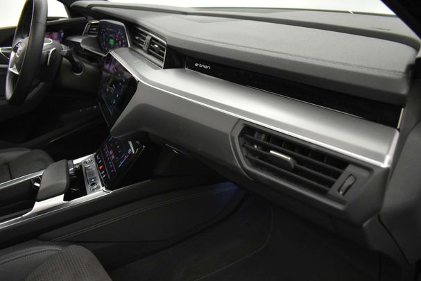 Audi e-tron 55 quattro S-line Sportback 300 kW image number 49