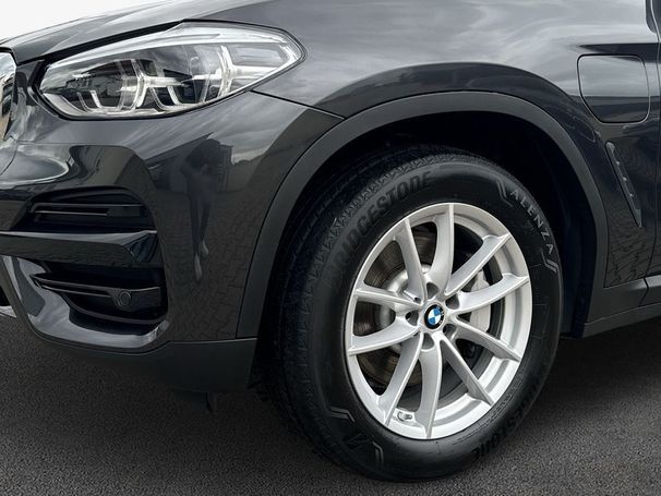 BMW X3 xDrive30e 215 kW image number 6