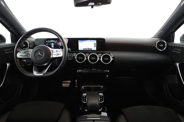 Mercedes-Benz A 180 100 kW image number 15