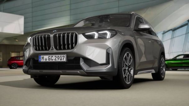 BMW X1 xDrive23i 160 kW image number 3