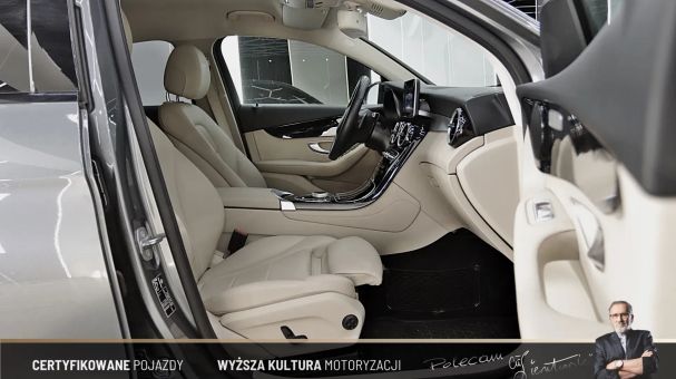 Mercedes-Benz GLC 250 155 kW image number 14