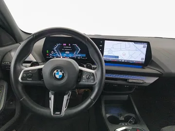 Car image 33