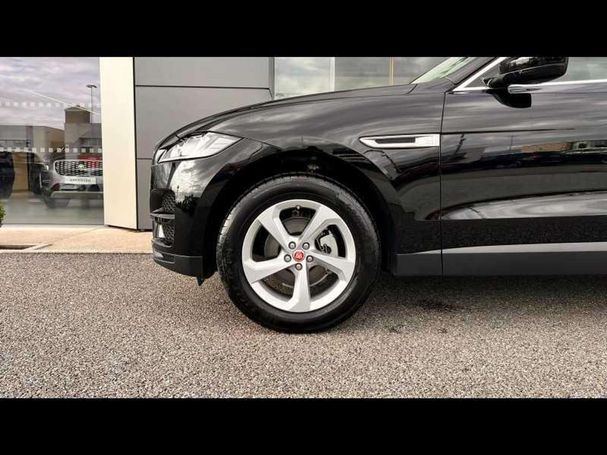 Jaguar F-Pace AWD Pure 132 kW image number 6