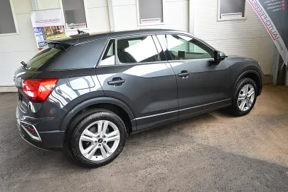 Car image 23