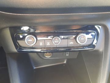 Car image 37