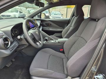 Car image 10