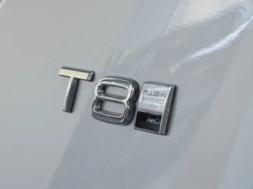 Car image 38