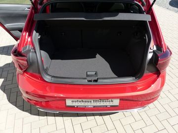 Car image 32