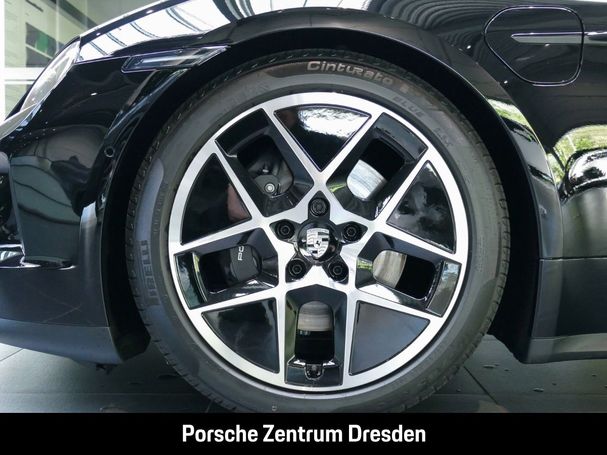 Porsche Taycan 320 kW image number 6