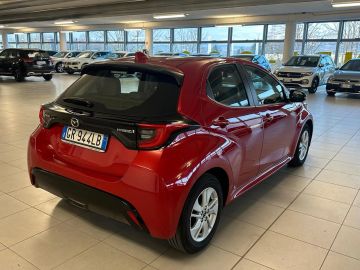Car image 5