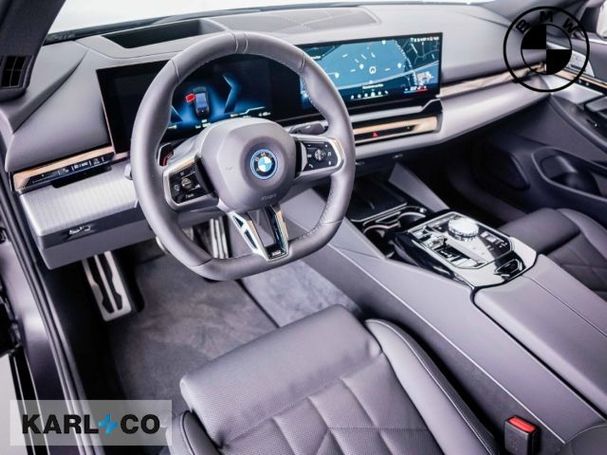 BMW i5 eDrive40 M Sport 250 kW image number 12