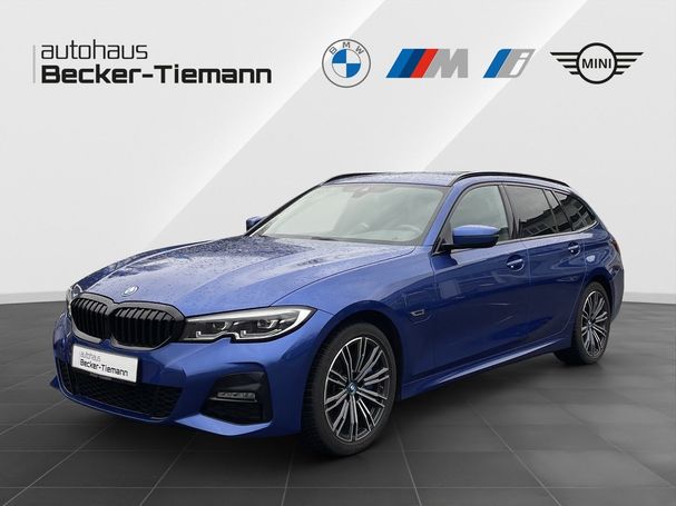 BMW 330e Touring M Sport 218 kW image number 1