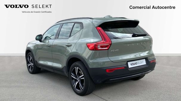 Volvo XC40 B3 Plus Dark 120 kW image number 4