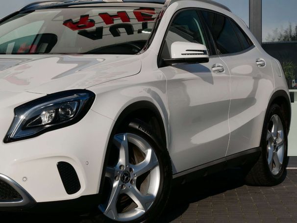 Mercedes-Benz GLA 180 90 kW image number 4