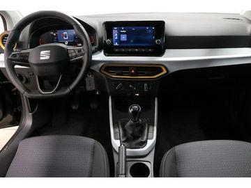 Car image 14