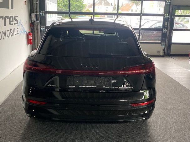 Audi e-tron 55 quattro Advanced 300 kW image number 4