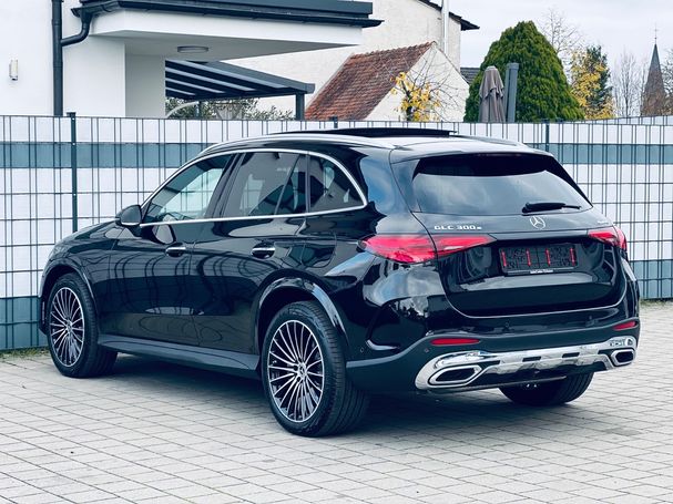 Mercedes-Benz GLC 300 e AMG Premium 4Matic 230 kW image number 6