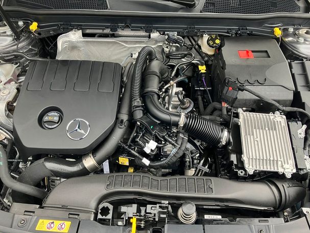 Mercedes-Benz A 180 100 kW image number 13