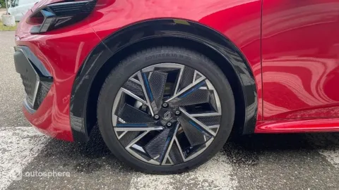 Car image 20