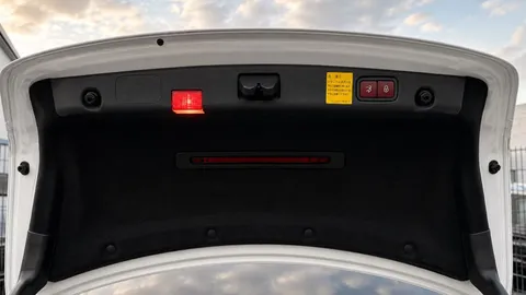 Car image 33