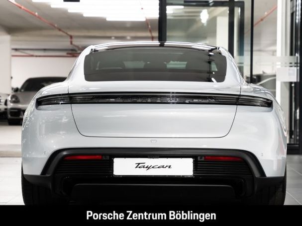 Porsche Taycan 320 kW image number 8