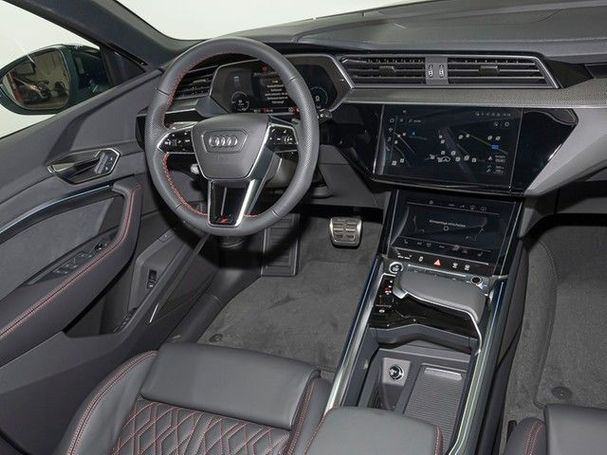 Audi Q8 55 quattro e-tron S-line 300 kW image number 9