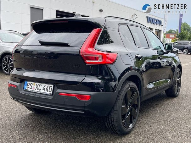 Volvo XC40 Ultra Black Edition 120 kW image number 2