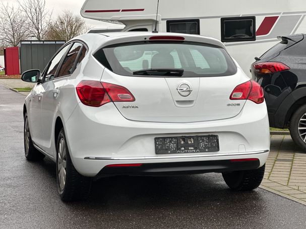 Opel Astra 1.4 Selection 64 kW image number 12