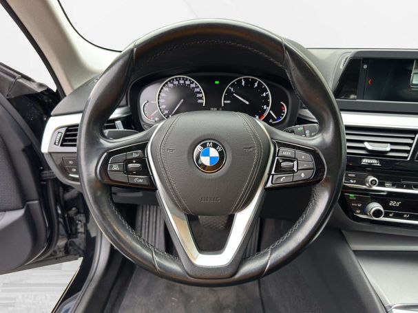 BMW 520d Touring 140 kW image number 18