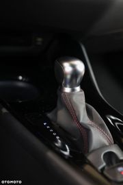 Car image 32