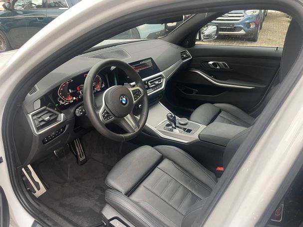 BMW 320i Touring 135 kW image number 7