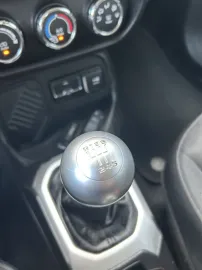 Car image 27