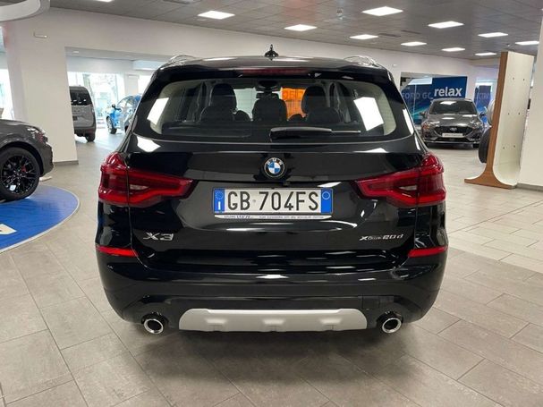 BMW X3 xDrive20d xLine 140 kW image number 6