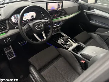 Car image 40