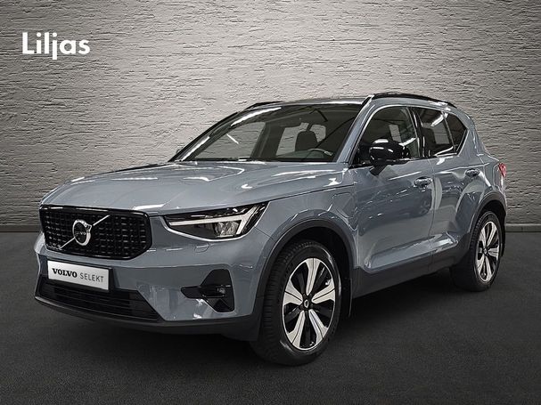 Volvo XC40 Recharge T4 Plus Dark 157 kW image number 1