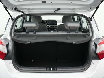 Car image 33