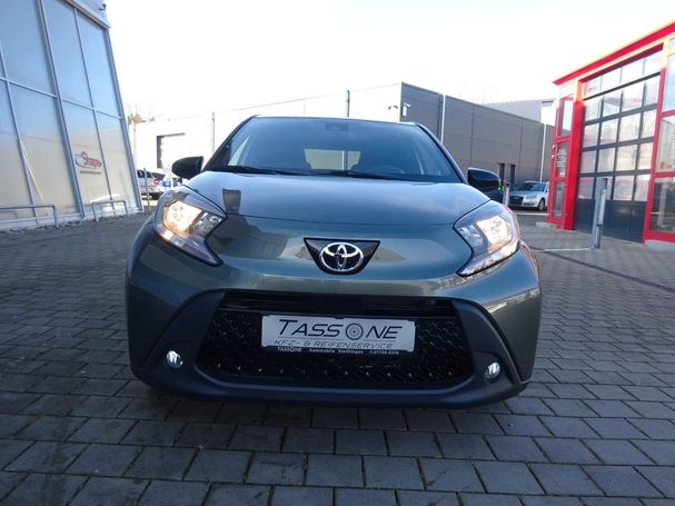 Toyota Aygo X 53 kW image number 2