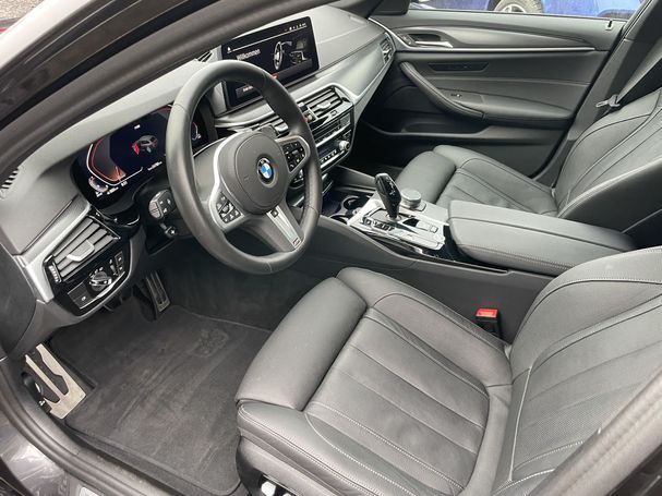 BMW 520d Touring 140 kW image number 13