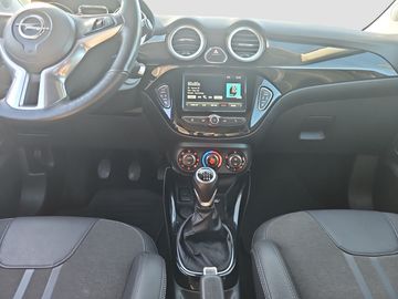 Car image 13