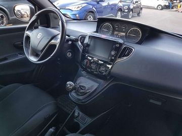 Car image 21