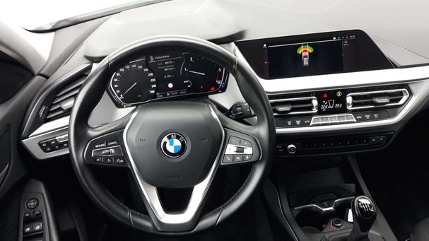 BMW 116d 85 kW image number 17