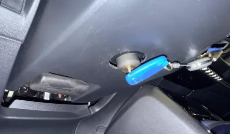 Car image 17